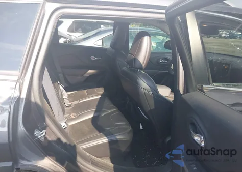 2020 Jeep Cherokee Latitude Plus Fwd z USA, uszkodzony, nr VIN 1C4PJLLB4LD568694